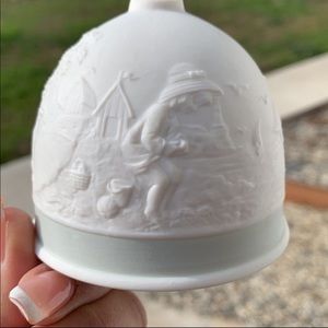 Lladro Summer Bell 1992